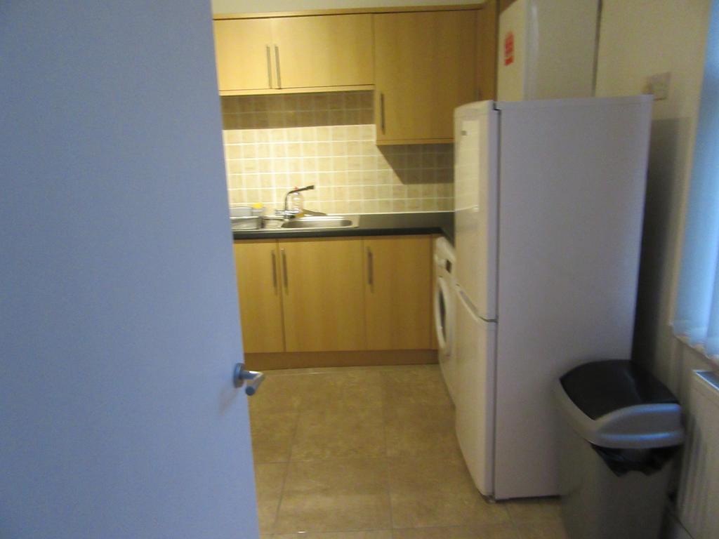 No 5 - Large 1 Bed Near Sefton Park And Lark Lane Apartment Liverpool Bagian luar foto