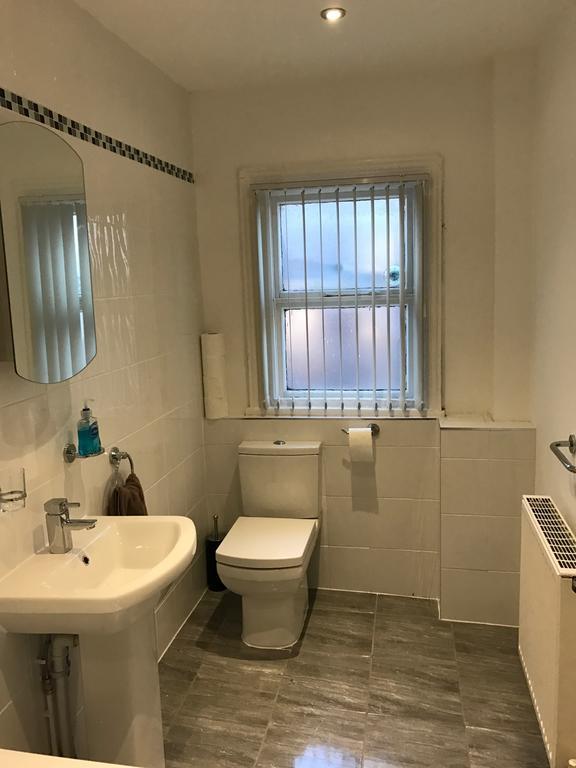No 5 - Large 1 Bed Near Sefton Park And Lark Lane Apartment Liverpool Bagian luar foto
